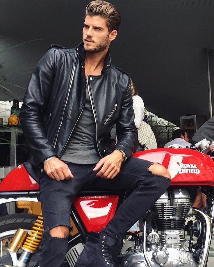 Classic Black Biker Jackets Are Back on Top
