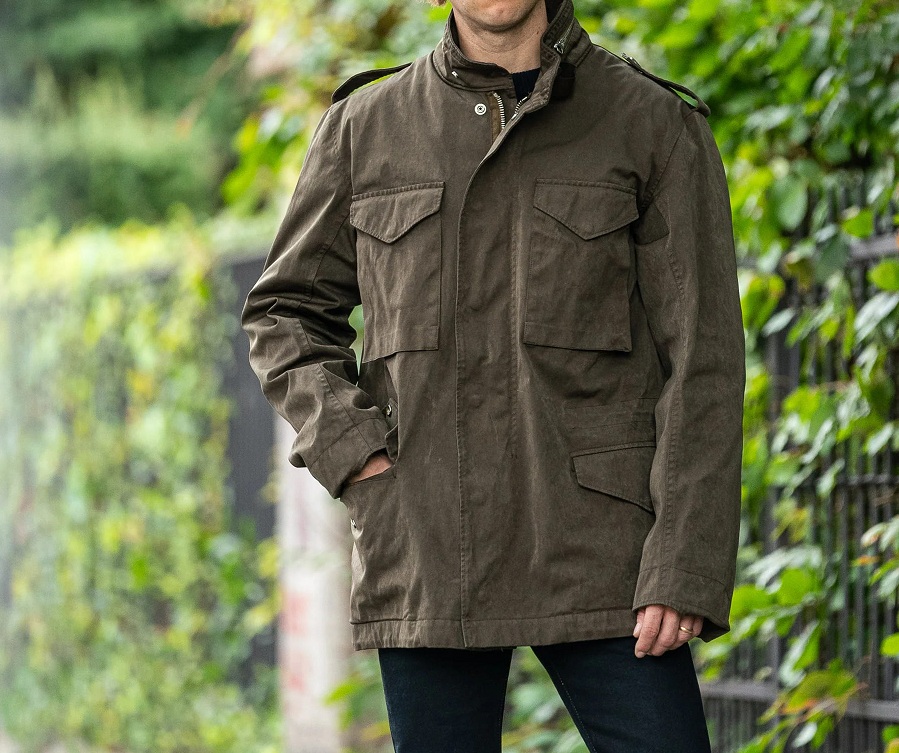 men field jacket street style